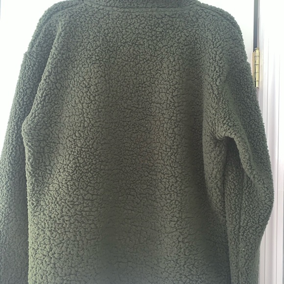 Women’s Pink Sherpa Fleece - Picture 5 of 5